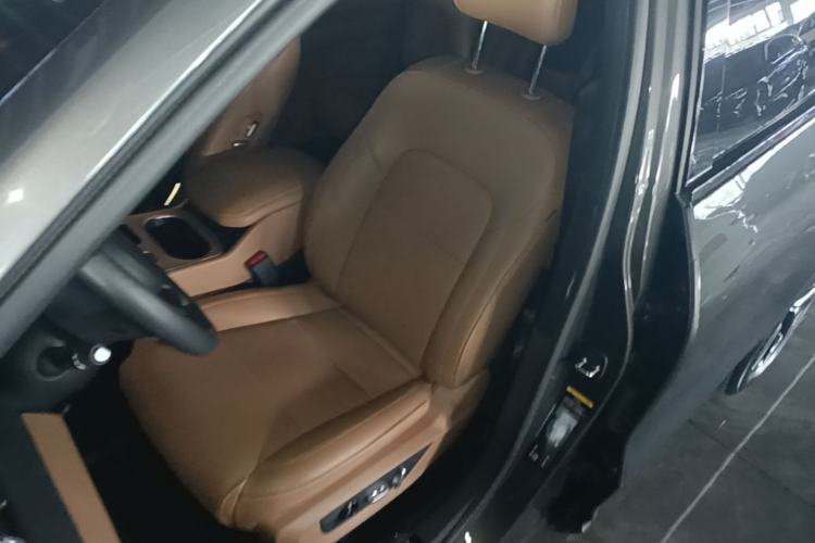 Used Li Auto ONE 2021 Extended-Range 6-Seater Version Left Front Seat
