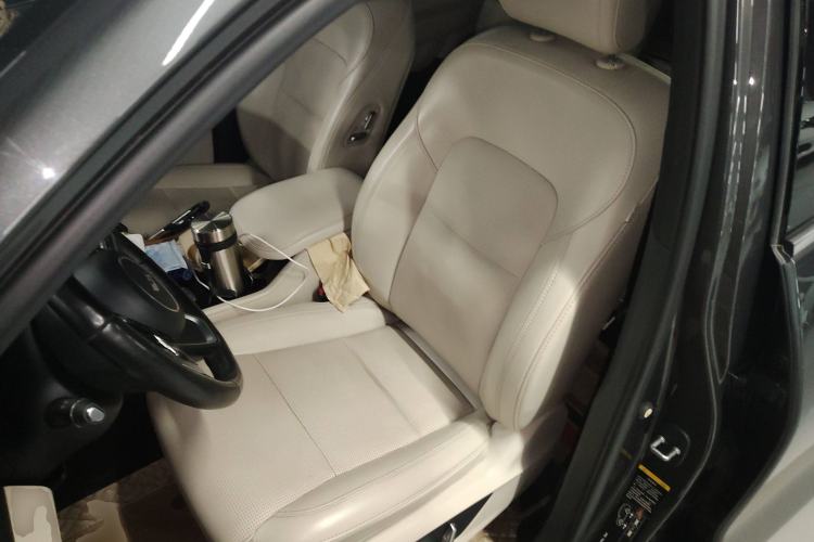 Used Li Auto ONE 2021 Extended-Range 6-Seater Version Left Front Seat
