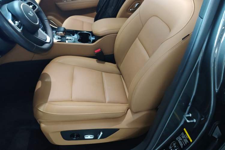 Used Li Auto ONE 2021 Extended-Range 6-Seater Version Left Front Seat