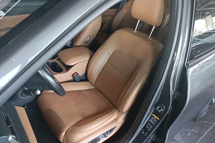 Used Li Auto ONE 2021 Extended-Range 6-Seater Version Left Front Seat
