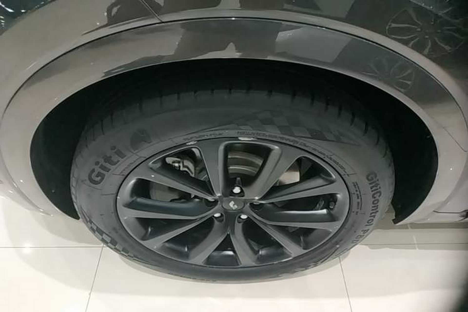 Used Li Auto ONE 2021 Extended-Range 6-Seater Version Left Front Wheel Hub
