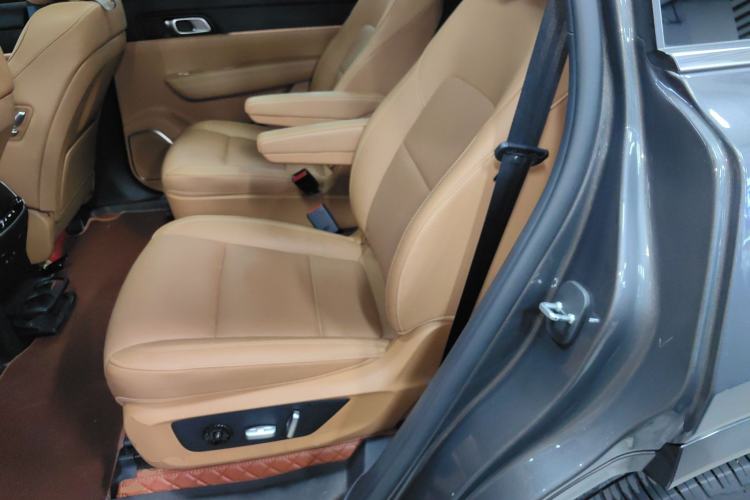 Used Li Auto ONE 2021 Extended-Range 6-Seater Version Left Rear Seat