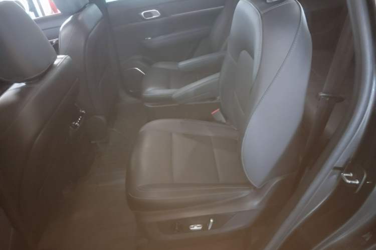 Used Li Auto ONE 2021 Extended-Range 6-Seater Version Left Rear Seat