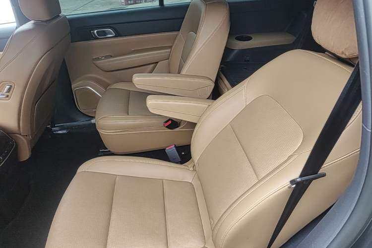 Used Li Auto ONE 2021 Extended-Range 6-Seater Version Left Rear Seat
