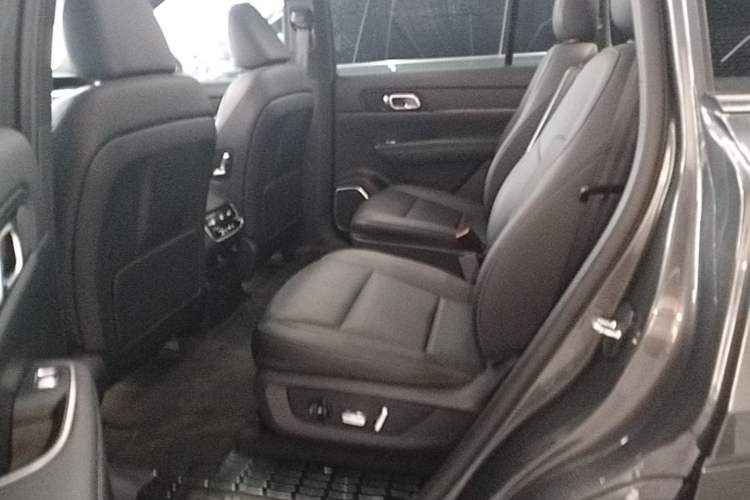 Used Li Auto ONE 2021 Extended-Range 6-Seater Version Left Rear Seat