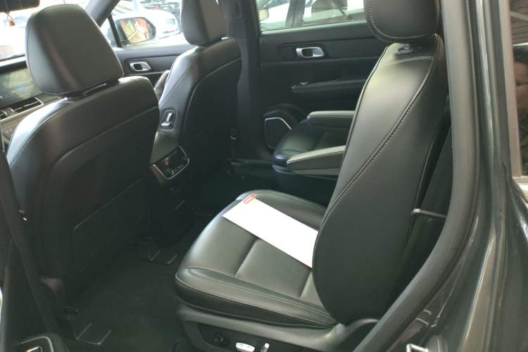 Used Li Auto ONE 2021 Extended-Range 6-Seater Version Left Rear Seat
