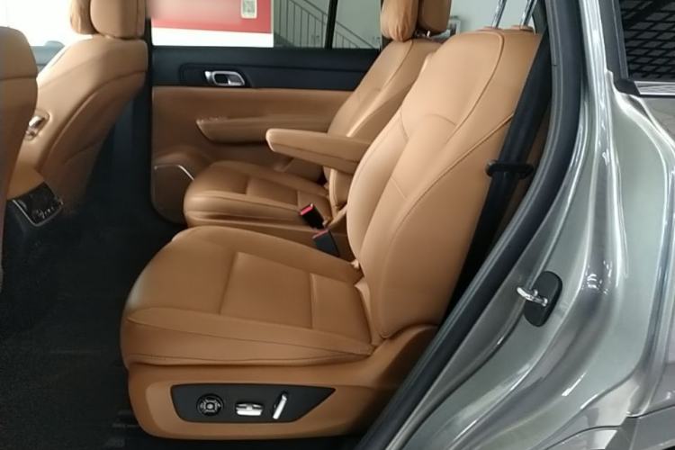 Used Li Auto ONE 2021 Extended-Range 6-Seater Version Left Rear Seat