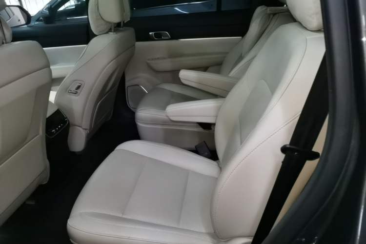 Used Li Auto ONE 2021 Extended-Range 6-Seater Version Left Rear Seat