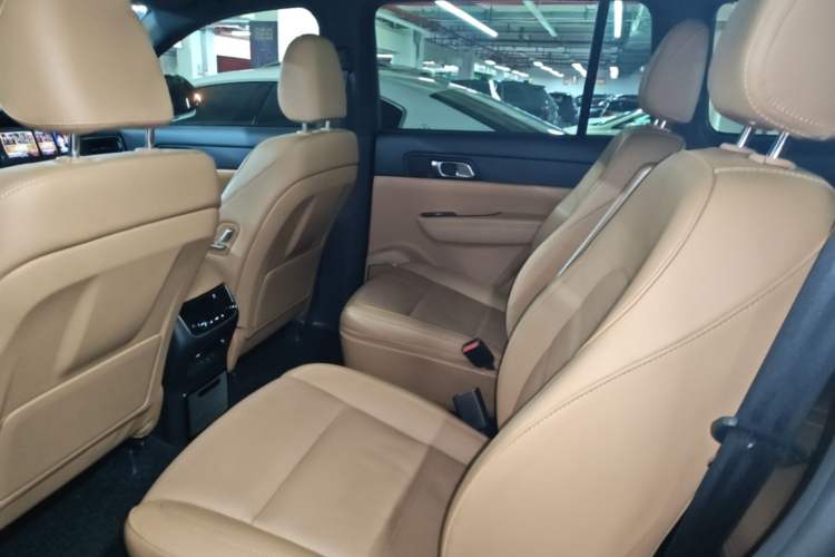Used Li Auto ONE 2021 Extended-Range 6-Seater Version Left Rear Seat