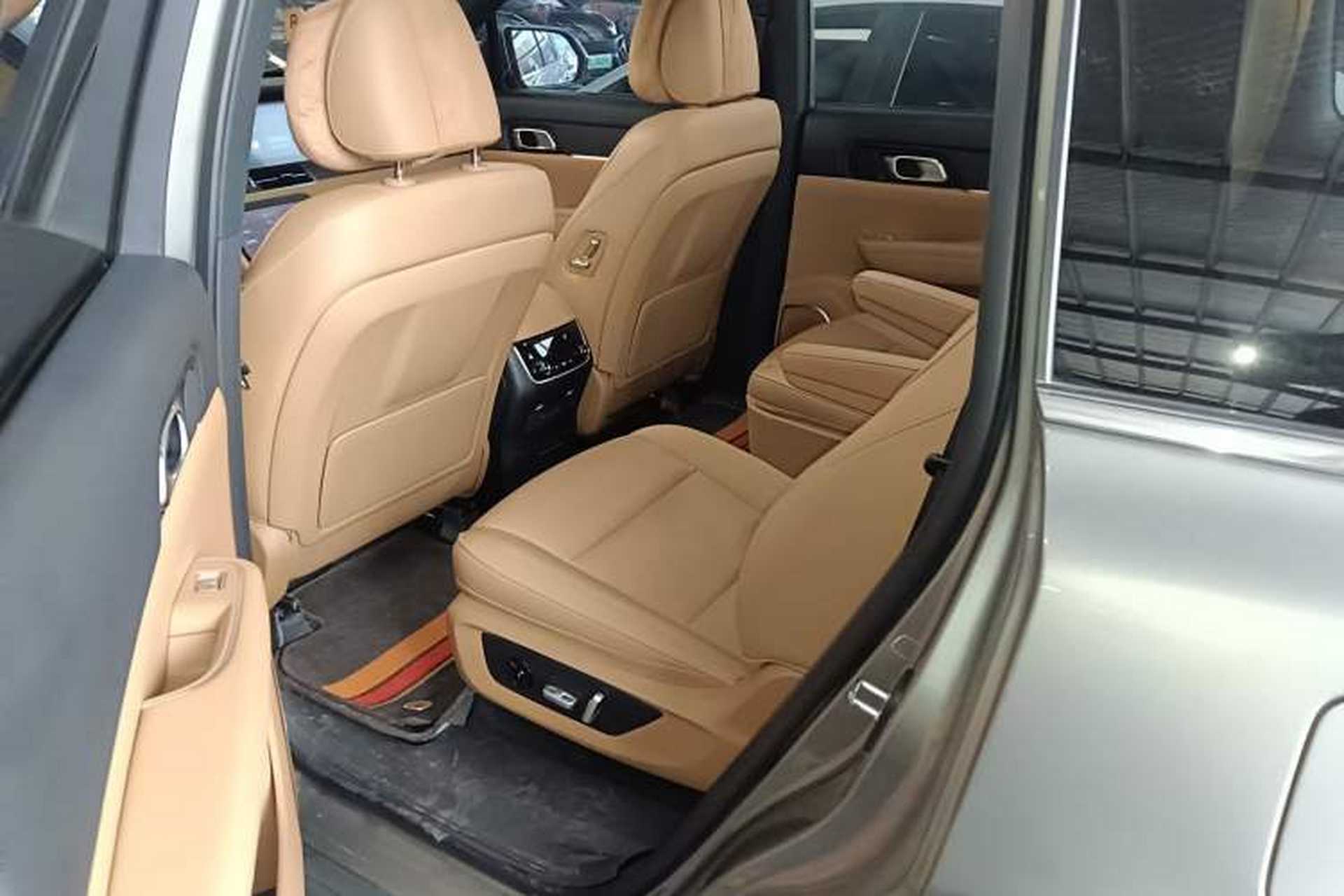 Used Li Auto ONE 2021 Extended-Range 6-Seater Version Left Rear Seat