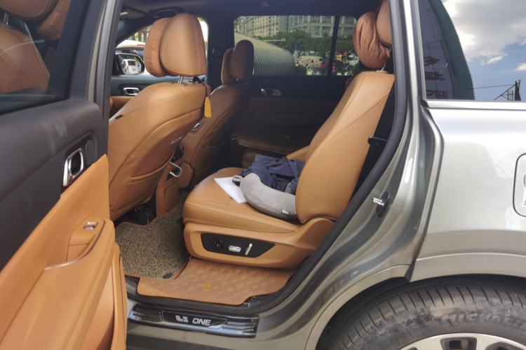 Used Li Auto ONE 2021 Extended-Range 6-Seater Version Left Rear Seat