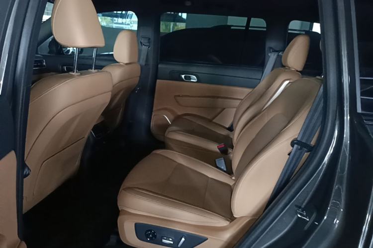 Used Li Auto ONE 2021 Extended-Range 6-Seater Version Left Rear Seat