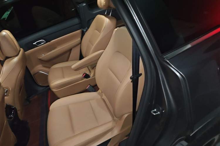 Used Li Auto ONE 2021 Extended-Range 6-Seater Version Left Rear Seat