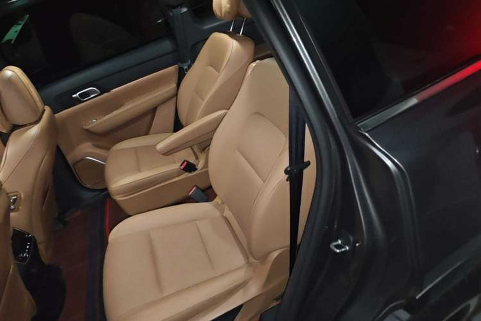 Used Li Auto ONE 2021 Extended-Range 6-Seater Version Left Rear Seat