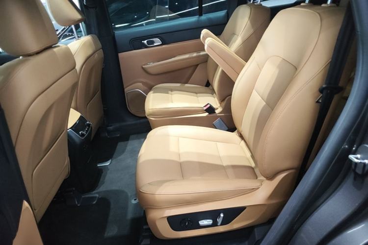 Used Li Auto ONE 2021 Extended-Range 6-Seater Version Left Rear Seat