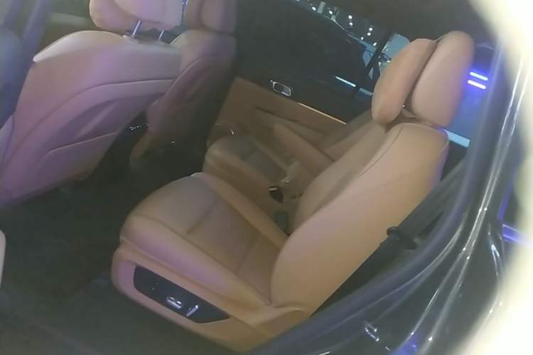 Used Li Auto ONE 2021 Extended-Range 6-Seater Version Left Rear Seat