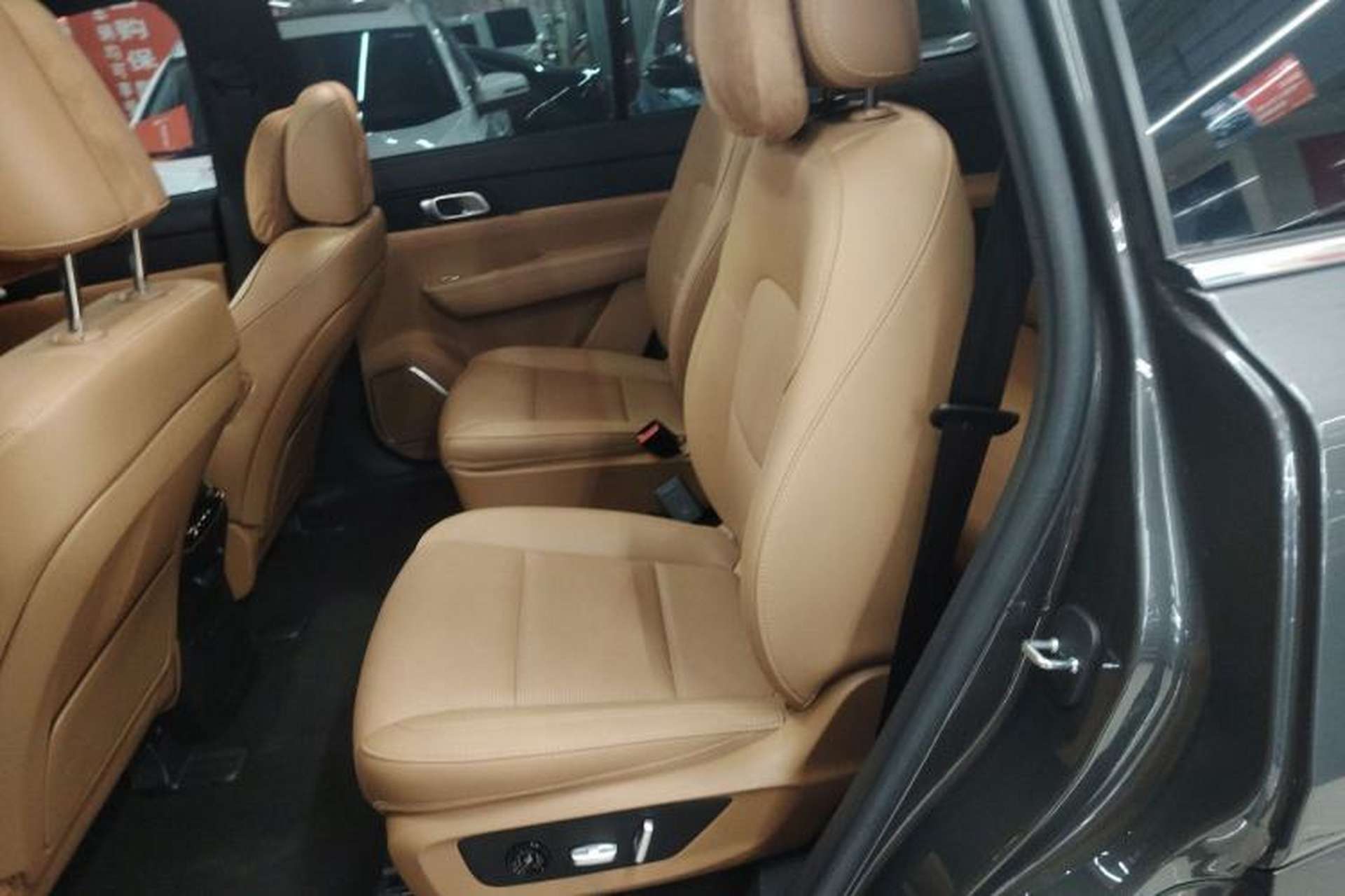 Used Li Auto ONE 2021 Extended-Range 6-Seater Version Left Rear Seat
