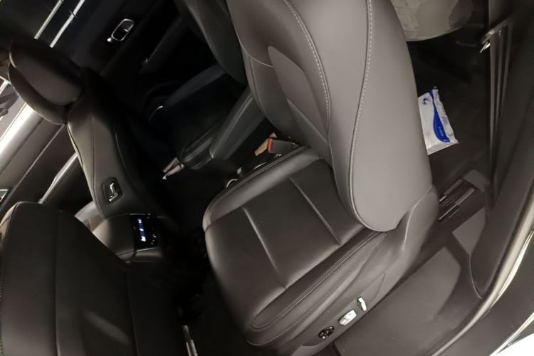 Used Li Auto ONE 2021 Extended-Range 6-Seater Version Left Rear Seat