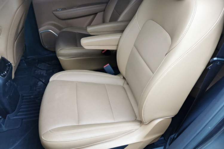 Used Li Auto ONE 2021 Extended-Range 6-Seater Version Left Rear Seat