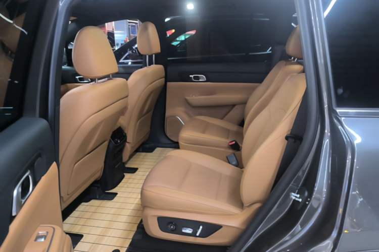Used Li Auto ONE 2021 Extended-Range 6-Seater Version Left Rear Seat