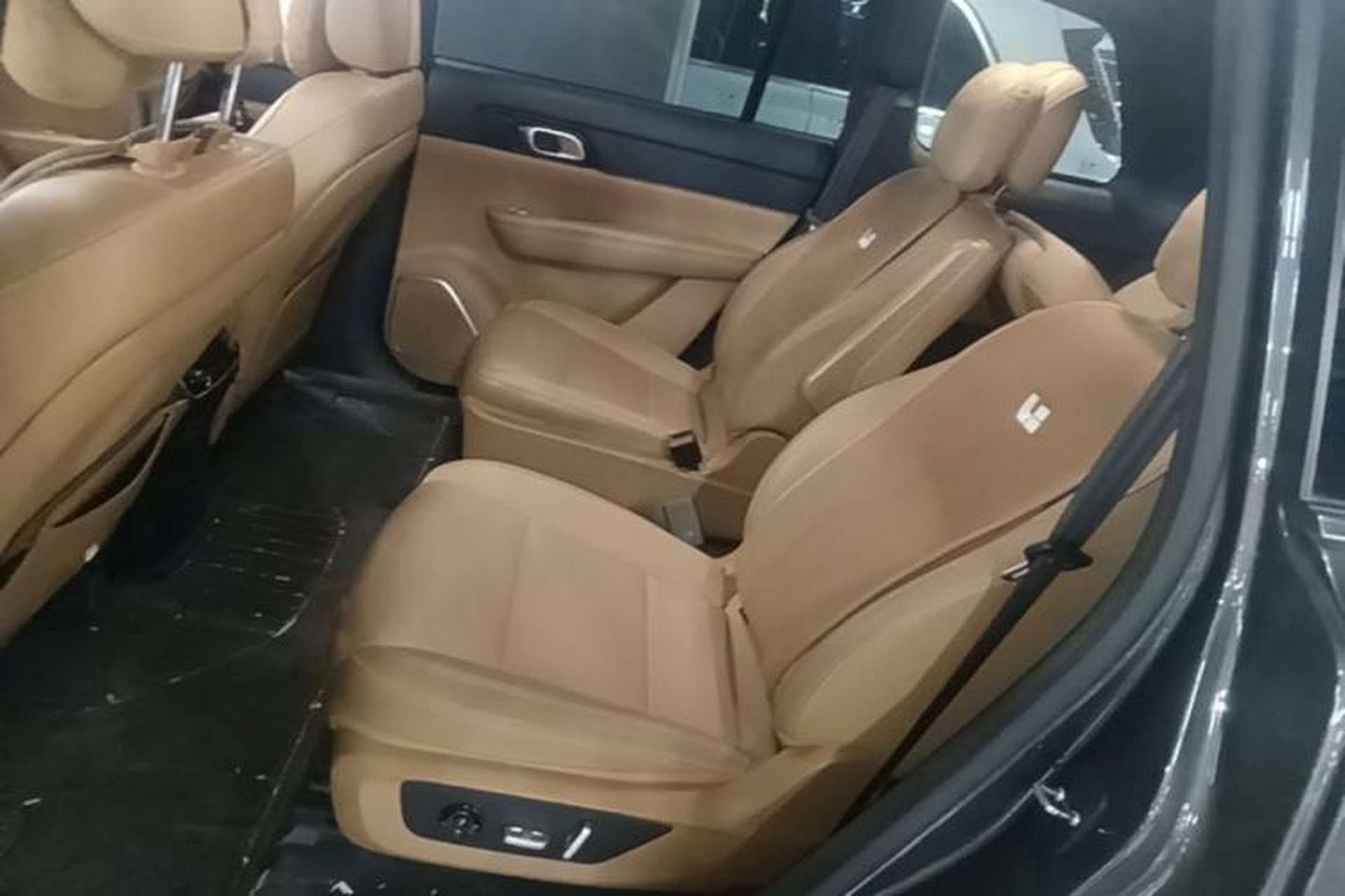 Used Li Auto ONE 2021 Extended-Range 6-Seater Version Left Rear Seat