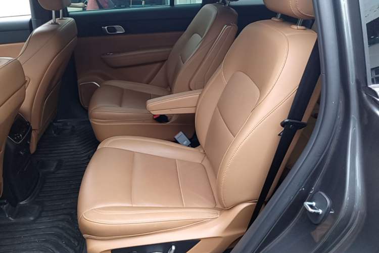 Used Li Auto ONE 2021 Extended-Range 6-Seater Version Left Rear Seat