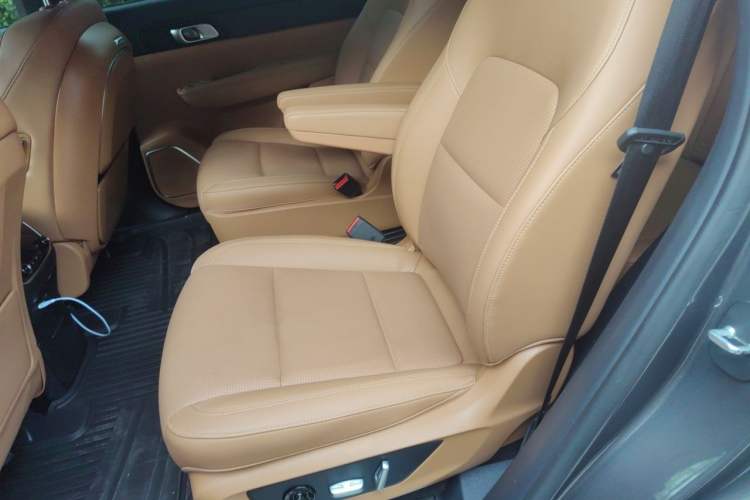 Used Li Auto ONE 2021 Extended-Range 6-Seater Version Left Rear Seat