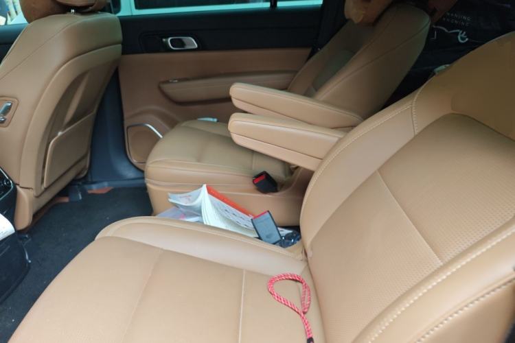 Used Li Auto ONE 2021 Extended-Range 6-Seater Version Left Rear Seat
