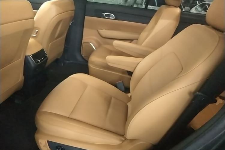 Used Li Auto ONE 2021 Extended-Range 6-Seater Version Left Rear Seat
