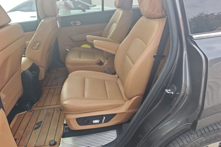 Used Li Auto ONE 2021 Extended-Range 6-Seater Version Left Rear Seat