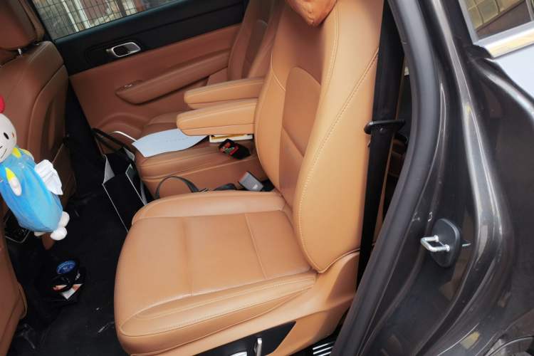 Used Li Auto ONE 2021 Extended-Range 6-Seater Version Left Rear Seat