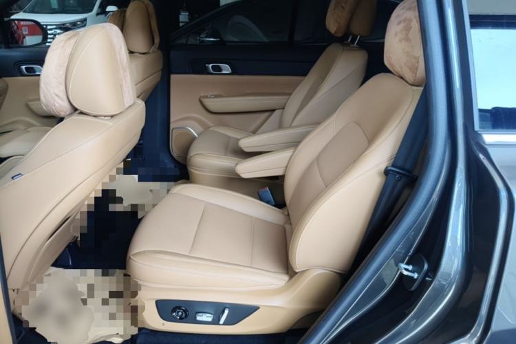 Used Li Auto ONE 2021 Extended-Range 6-Seater Version Left Rear Seat