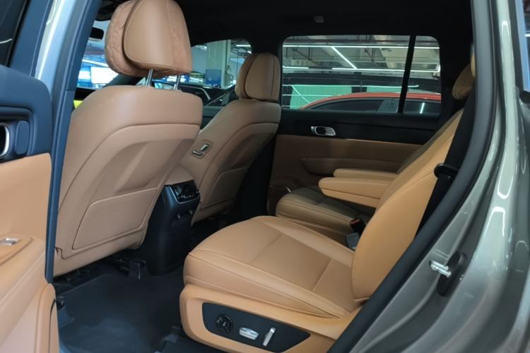 Used Li Auto ONE 2021 Extended-Range 6-Seater Version Left Rear Seat
