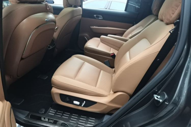Used Li Auto ONE 2021 Extended-Range 6-Seater Version Left Rear Seat