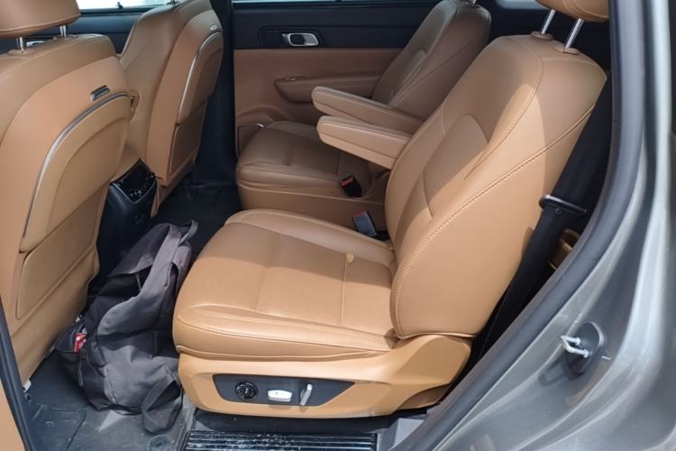 Used Li Auto ONE 2021 Extended-Range 6-Seater Version Left Rear Seat