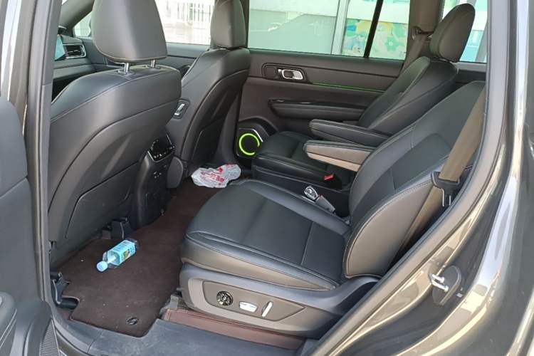 Used Li Auto ONE 2021 Extended-Range 6-Seater Version Left Rear Seat