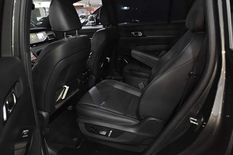 Used Li Auto ONE 2021 Extended-Range 6-Seater Version Left Rear Seat