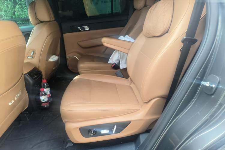 Used Li Auto ONE 2021 Extended-Range 6-Seater Version Left Rear Seat