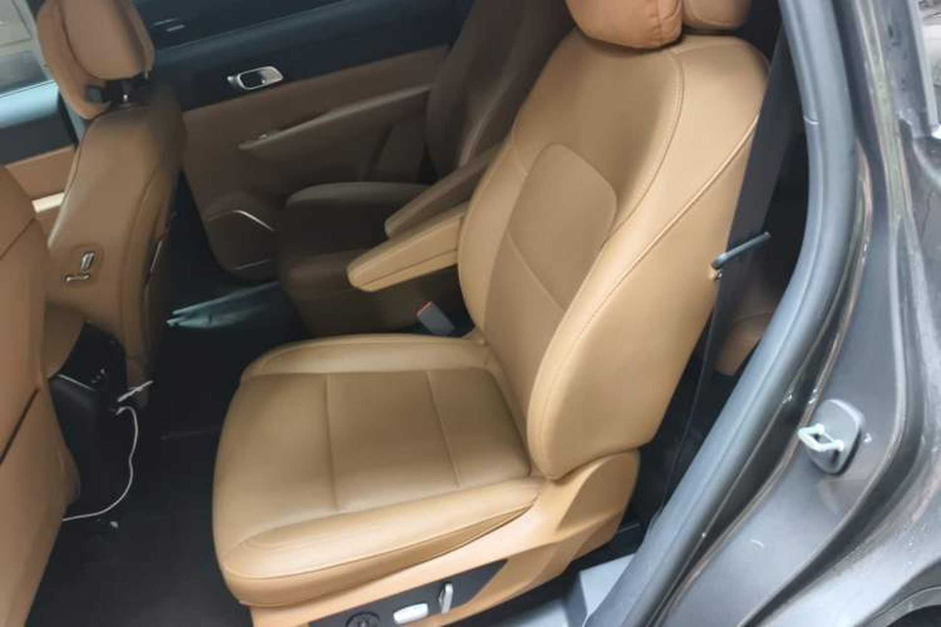 Used Li Auto ONE 2021 Extended-Range 6-Seater Version Left Rear Seat