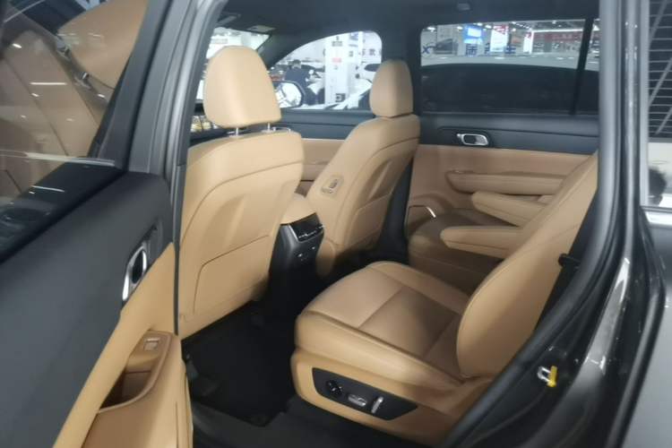 Used Li Auto ONE 2021 Extended-Range 6-Seater Version Left Rear Seat