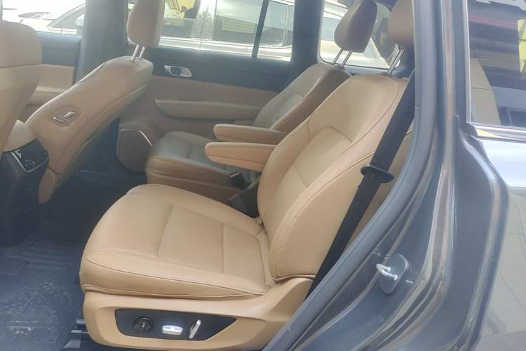 Used Li Auto ONE 2021 Extended-Range 6-Seater Version Left Rear Seat