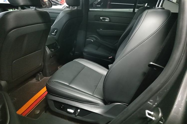 Used Li Auto ONE 2021 Extended-Range 6-Seater Version Left Rear Seat