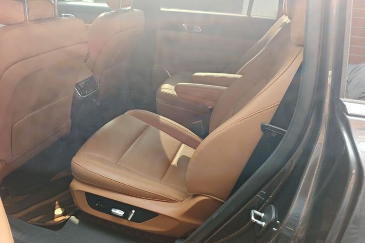 Used Li Auto ONE 2021 Extended-Range 6-Seater Version Left Rear Seat