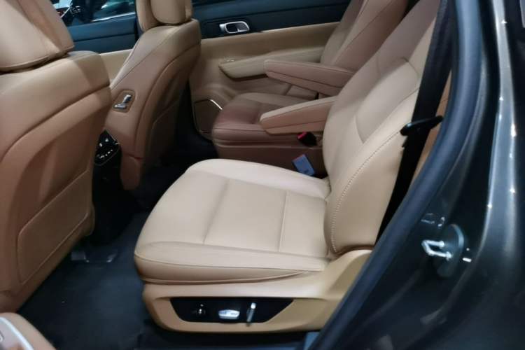 Used Li Auto ONE 2021 Extended-Range 6-Seater Version Left Rear Seat