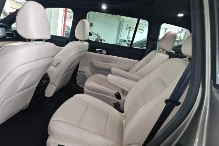Used Li Auto ONE 2021 Extended-Range 6-Seater Version Left Rear Seat