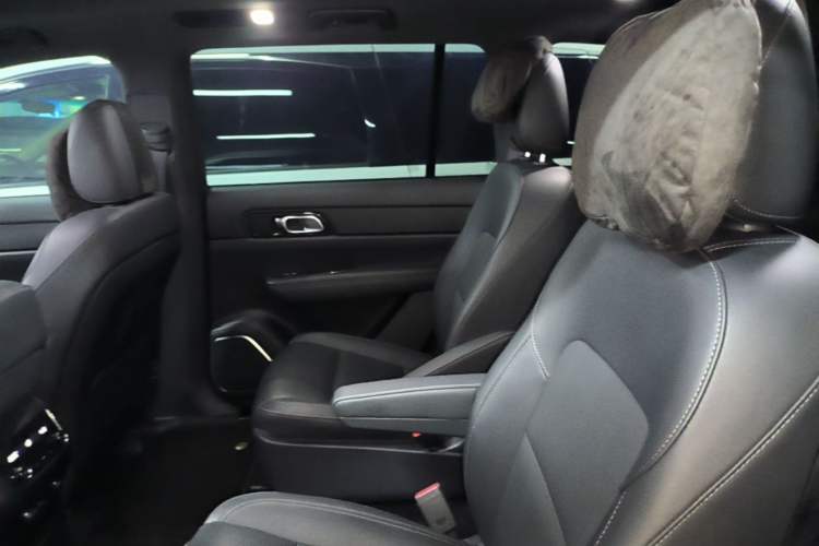 Used Li Auto ONE 2021 Extended-Range 6-Seater Version Left Rear Seat