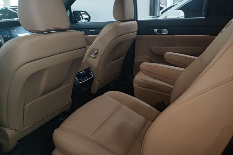 Used Li Auto ONE 2021 Extended-Range 6-Seater Version Left Rear Seat