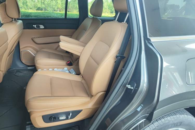 Used Li Auto ONE 2021 Extended-Range 6-Seater Version Left Rear Seat