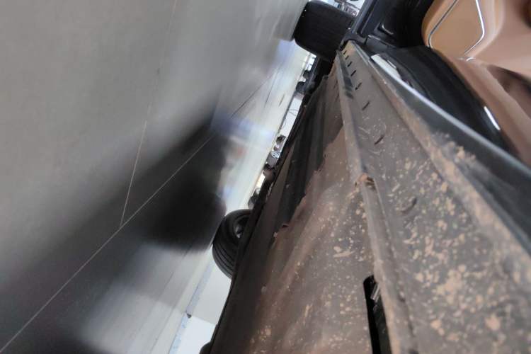 Used Li Auto ONE 2021 Extended-Range 6-Seater Version Left Side Sill