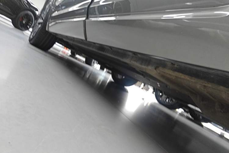 Used Li Auto ONE 2021 Extended-Range 6-Seater Version Left Side Sill